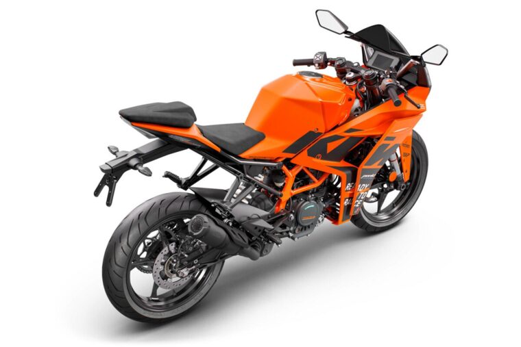 KTM-RC-390-2023- - 5