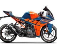 KTM RC 390 2023 9