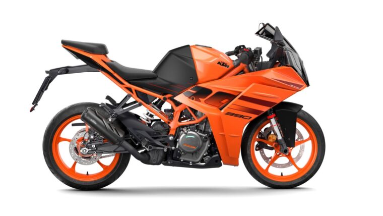KTM RC 390 2024 11