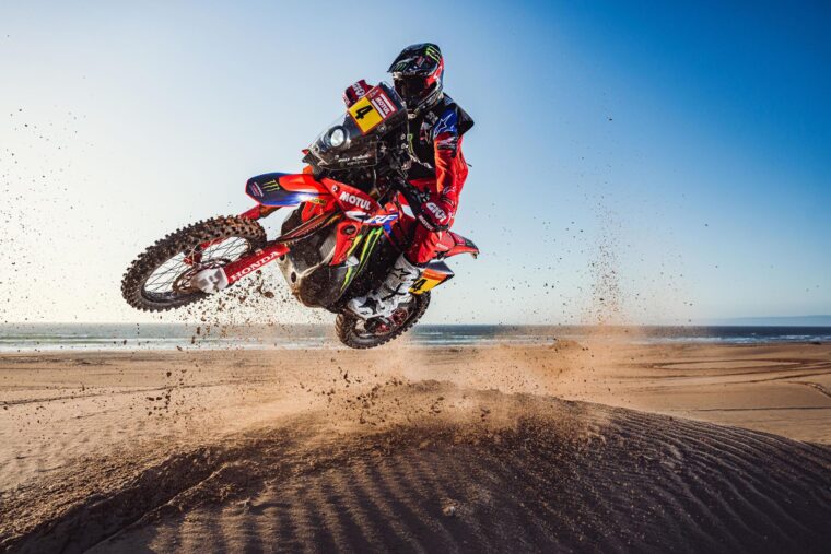 Monster-Energy-Honda-Team-Rally-Dakar-2023 (7)