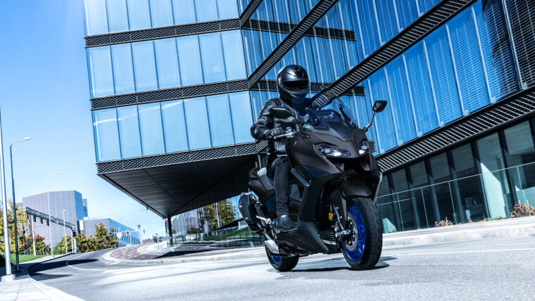 Yamaha-TMAX-2024- - 37