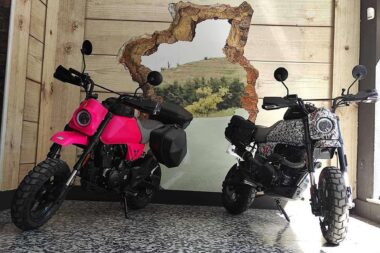 Dos Brixton Crossfire 125 SX equipadas hasta los dientes por SW-Motech 5 brixton crossfire 125 XS SW Motech 4