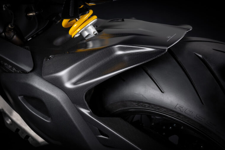 Ducati-Diavel-V4-accesorios-Ducati-Performance - 4