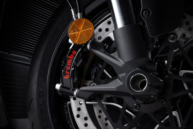 Ducati-Diavel-V4-accesorios-Ducati-Performance - 5