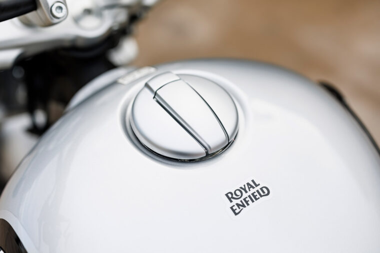 MBKWeb_Royal_Enfield_Super_Meteor_650_2023_Valencia - 16