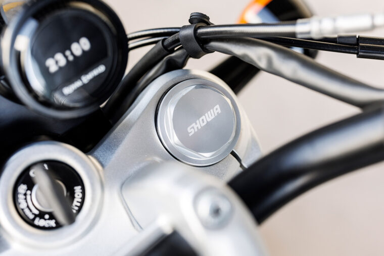 MBKWeb_Royal_Enfield_Super_Meteor_650_2023_Valencia - 35