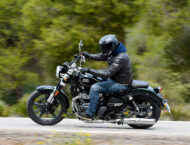 MBKWeb Royal Enfield Super Meteor 650 2023 Valencia4