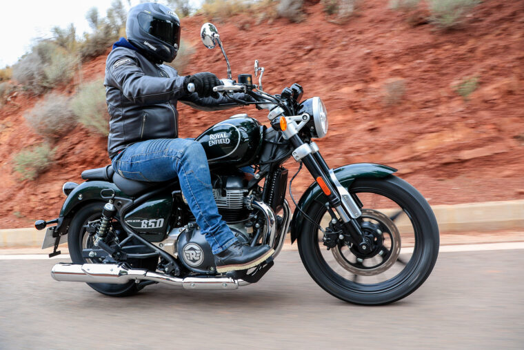 MBKWeb_Royal_Enfield_Super_Meteor_650_2023_Valencia - 9