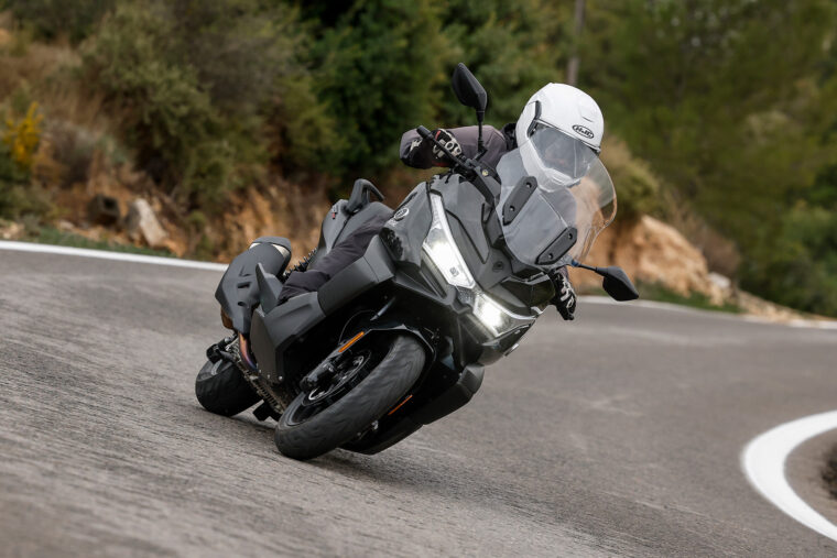 Voge-SR4-MAX-2023-prueba-opinion-4