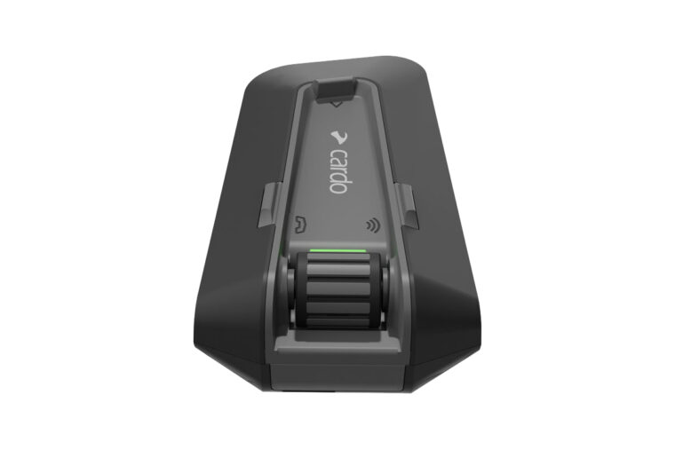 Cardo-Systems-Packtalk-NEO-1