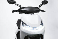 Ionex, la marca de motos eléctricas de KYMCO, llega a España 8 IONEX S7 ABS 2023 blanco2