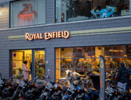 Royal Enfield inaugura su nuevo concesionario oficial en Madrid 23 Royal Enfield Liberte Madrid inauguracion 13