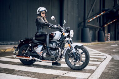 Royal Enfield Super Meteor 650 2023 23