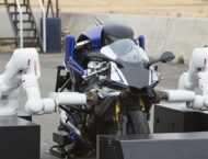Yamaha, robótica, IA y tecnología del futuro, así es su inversión de 100 millones 2 Yamaha R1 futuro inteligencia artificial