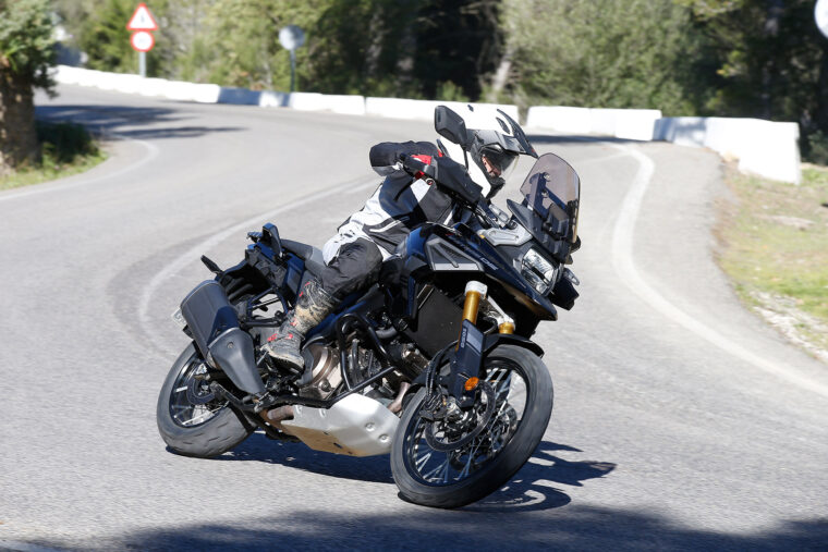 suzuki-vstrom-1050-de-2023-presen - 12