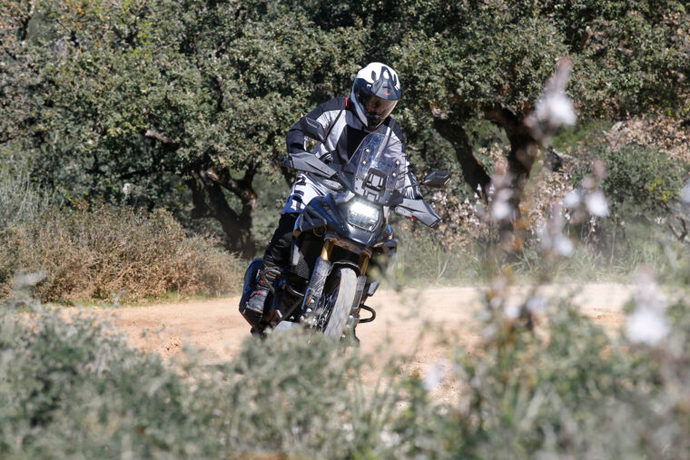 suzuki-vstrom-1050-de-2023-presen - 8