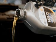 Cambio de aceite de moto ¿Qué es el impuesto SIGAUS? 2 Aceite Motor pexels daniel andraski