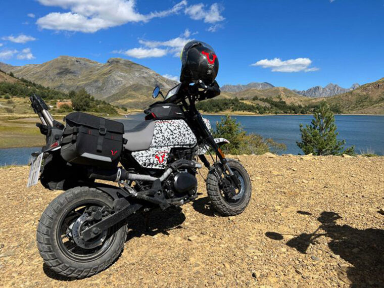 Brixton-Crossfire-125-XS-concurso-SW-Motech- - 1