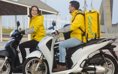 Glovo moto scooter