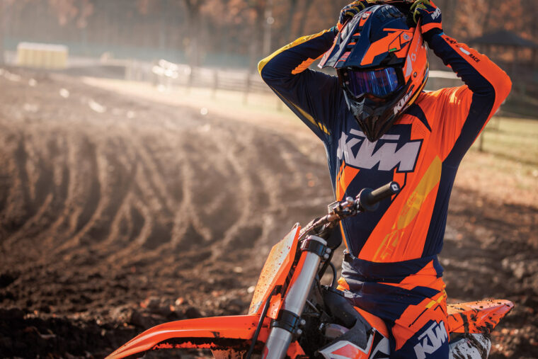 KTM-450-SX-F-2024- - 2