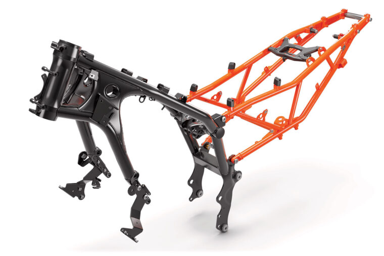 KTM-890-SMT-2023- - 20