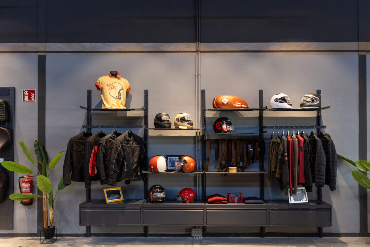 Royal-Enfield-Tiendas-Concept-Store - 4