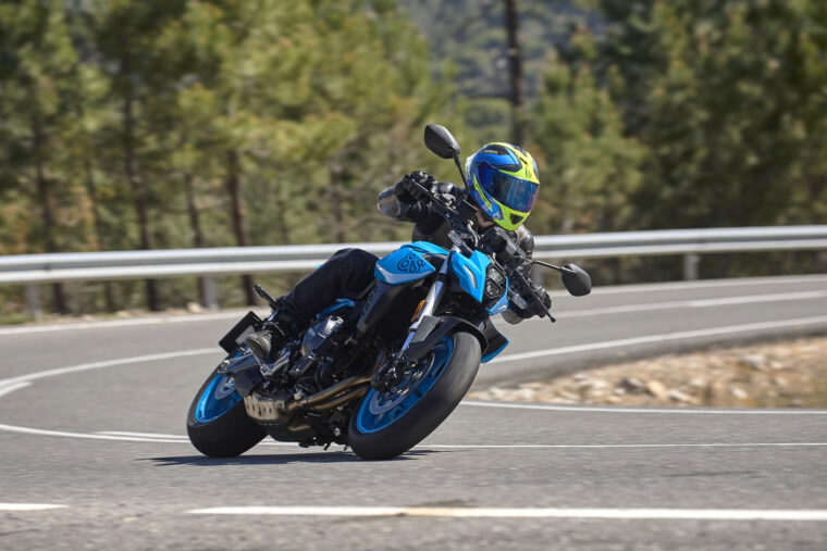 Suzuki-GSX-8S-2023-prueba-opinion-8