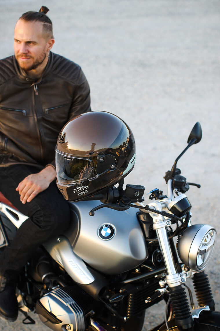 casco-Arai-Concept-XE- - 3