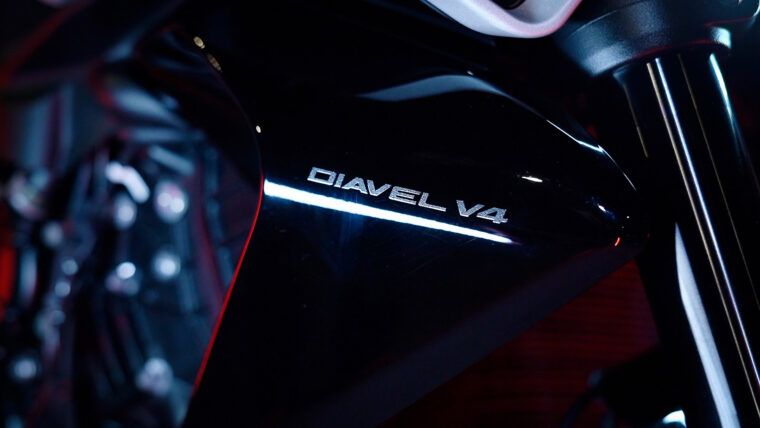 ducati-diavel-v4-2023-mbk - 13