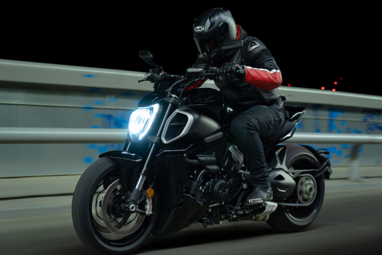 ducati-diavel-v4-2023-mbk - 5