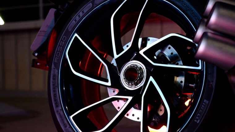 ducati-diavel-v4-2023-mbk - 6