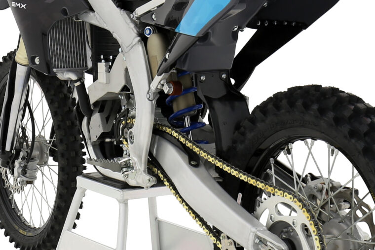 EMX-XF30-Explorer (8)