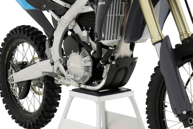 EMX-XF30-Explorer (9)