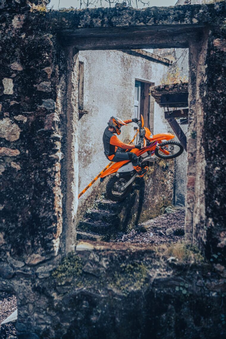 KTM-150-EXC-2024-10