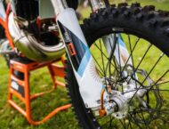 KTM 250 EXC Six Days 2024 20 KTM 300 EXC Six Days 2024 1