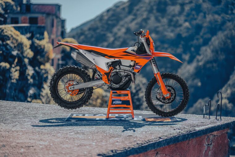 KTM 350 EXC F 2024 1