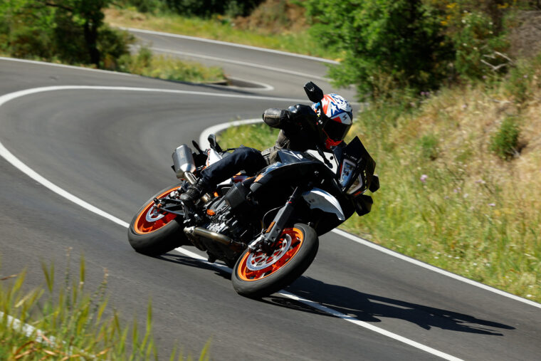 KTM-890-SMT-2023-prueba-opinion-10