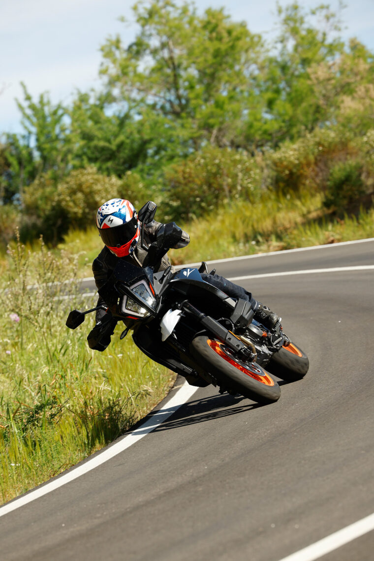 KTM-890-SMT-2023-prueba-opinion-14