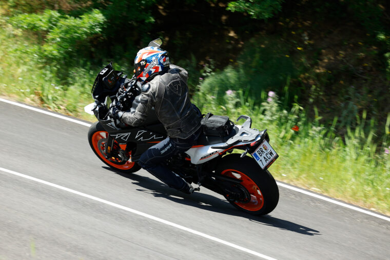 KTM-890-SMT-2023-prueba-opinion-16