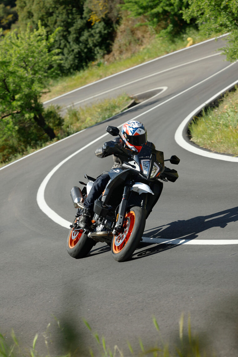 KTM-890-SMT-2023-prueba-opinion-20