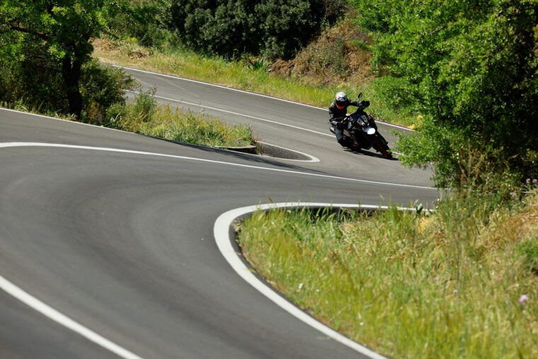 KTM-890-SMT-2023-prueba-opinion-8