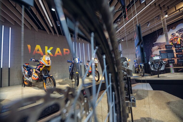 KTM-Motohall-Leyendas-del-Dakar-2023-13