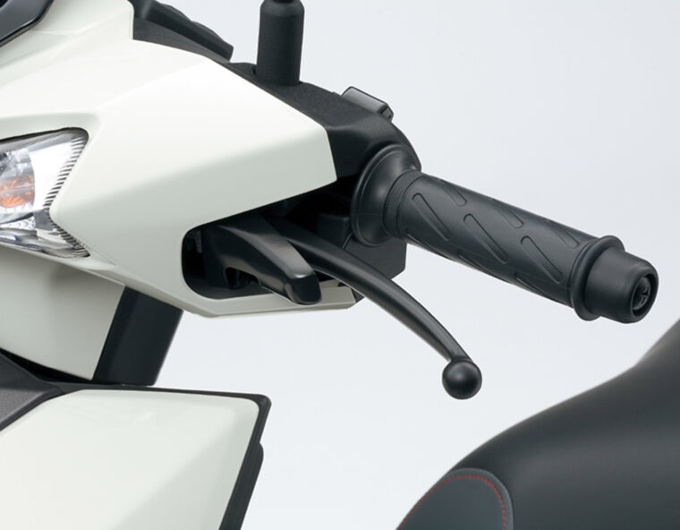 Suzuki-Avenis-125-2023 - 16