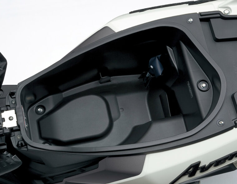 Suzuki-Avenis-125-2023 - 18