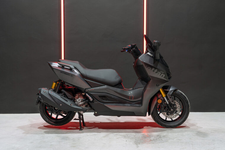 Wottan Storm R 300 2023 15