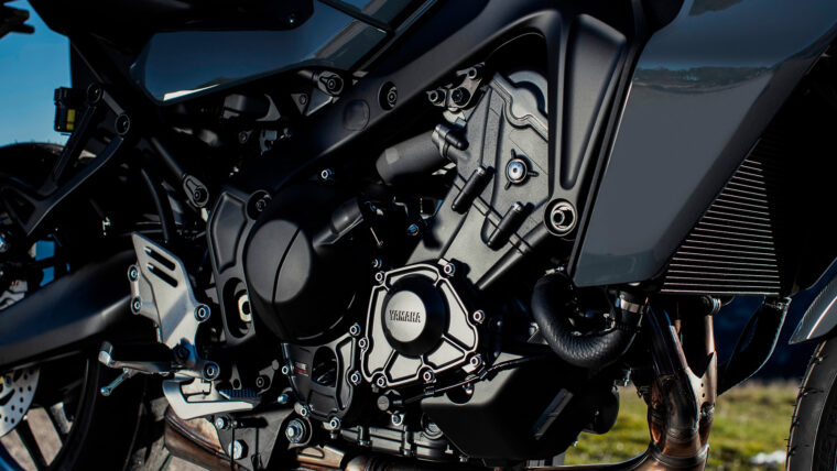 Yamaha-Tracer-9-GT+-detalles-precio-13