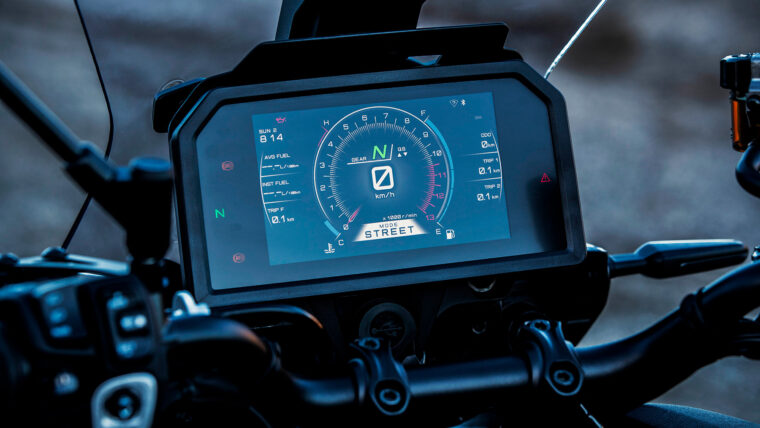 Yamaha-Tracer-9-GT+-detalles-precio-2