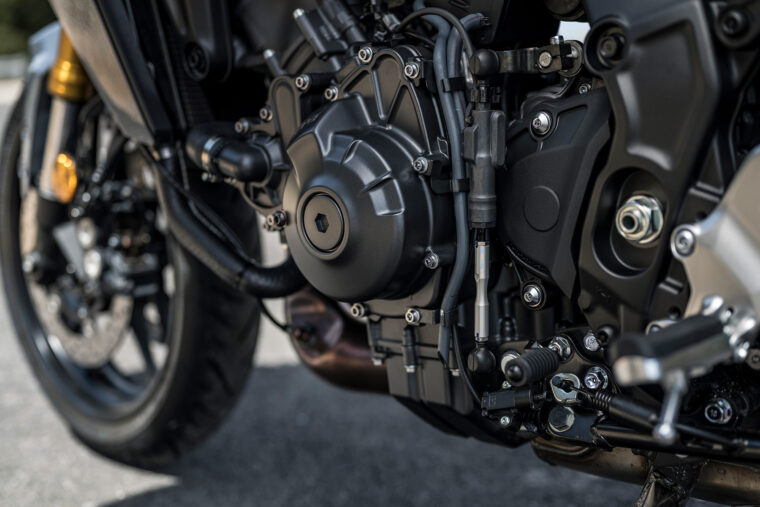 Yamaha-Tracer-9-GT+-detalles-precio-24