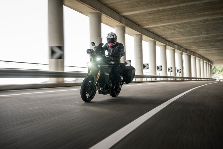 Yamaha-Tracer-9-GT+-prueba-opinion-18