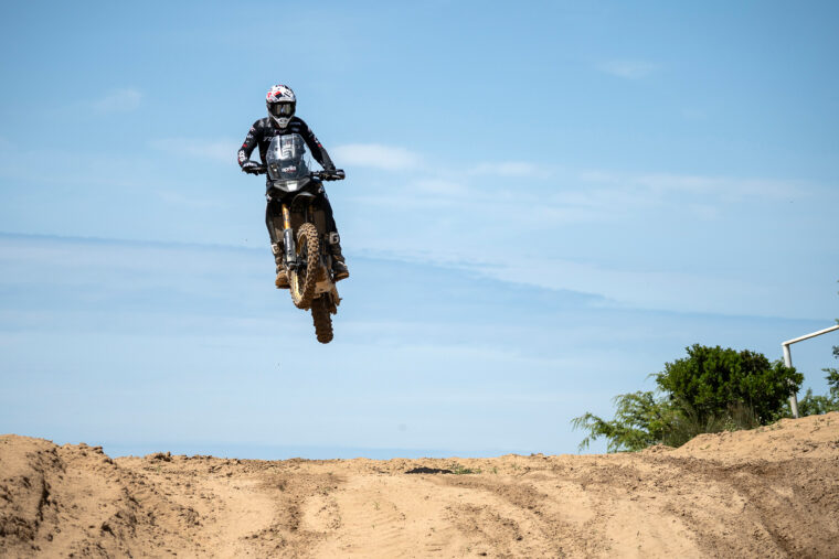 Aprilia-Tuareg-Test-Raids (3)